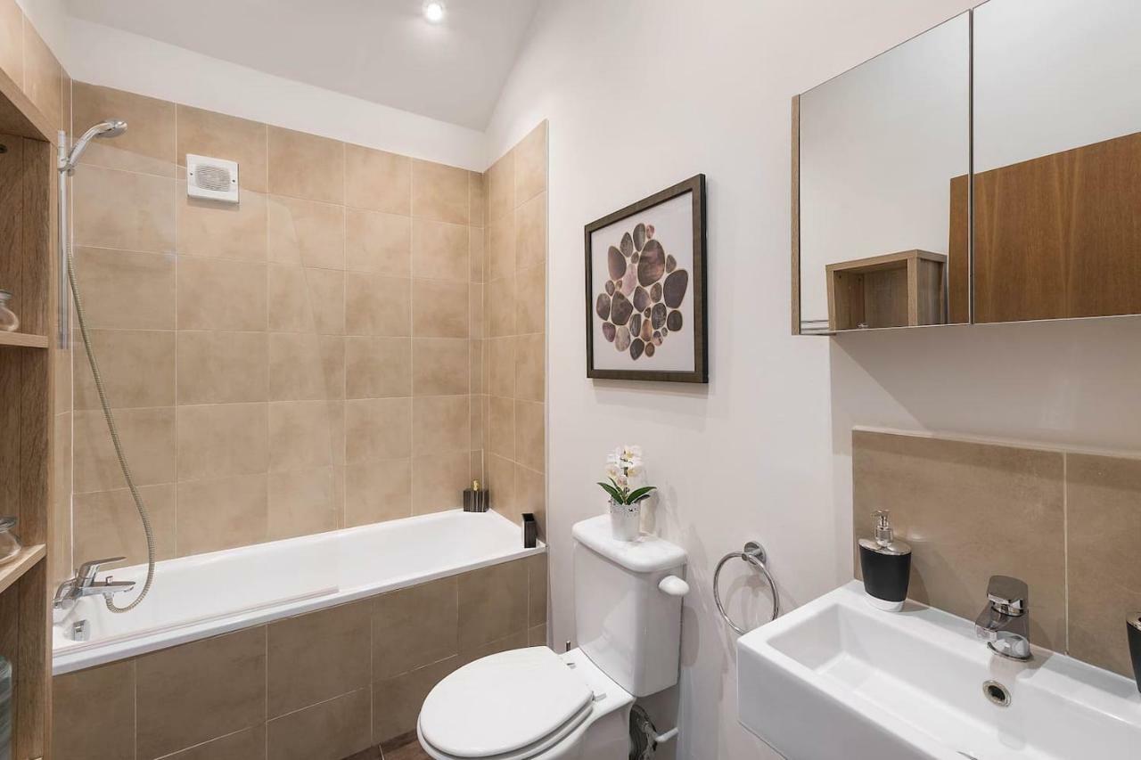 Beautiful West London House 빌라 외부 사진
